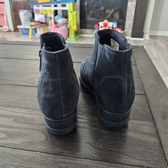 Sorel Evie Zip Bootie - Picture 6 of 8